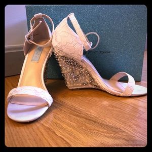 Blue by Betsey Johnson Alisa Wedge Shoes - Ivory
